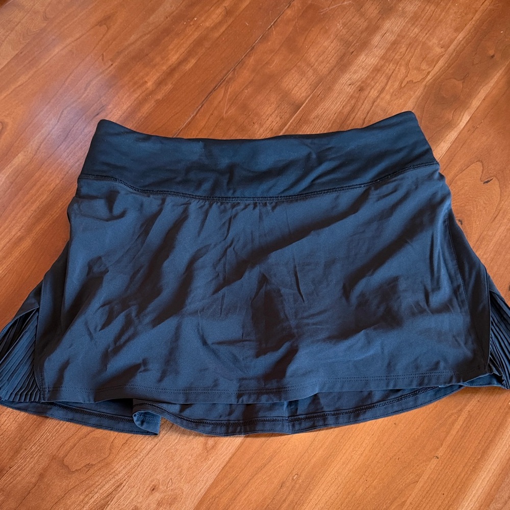 Black  LuluLemon Skort
